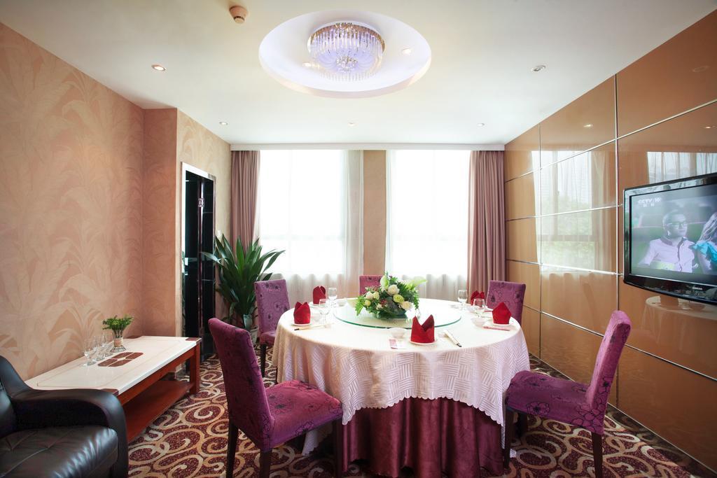 Shenzhen Luohu Art Hotel, Dongmen Shopping Center מראה חיצוני תמונה