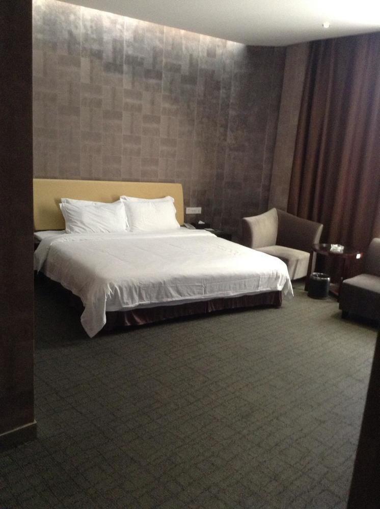 Shenzhen Luohu Art Hotel, Dongmen Shopping Center מראה חיצוני תמונה